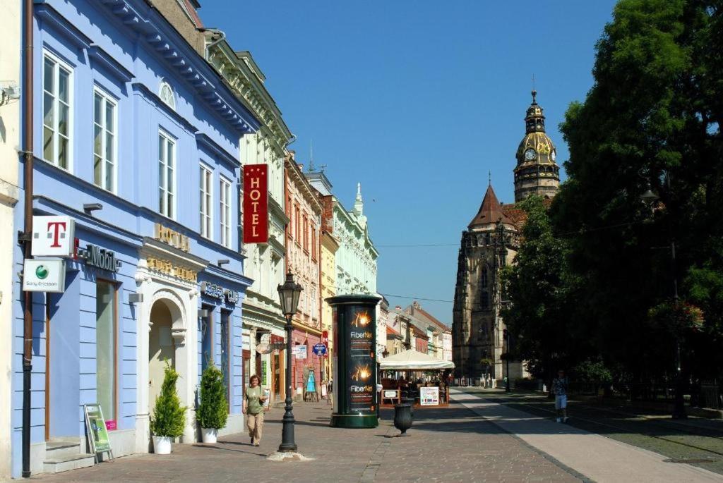 Hotel Ar Golden House Košice Exterior foto